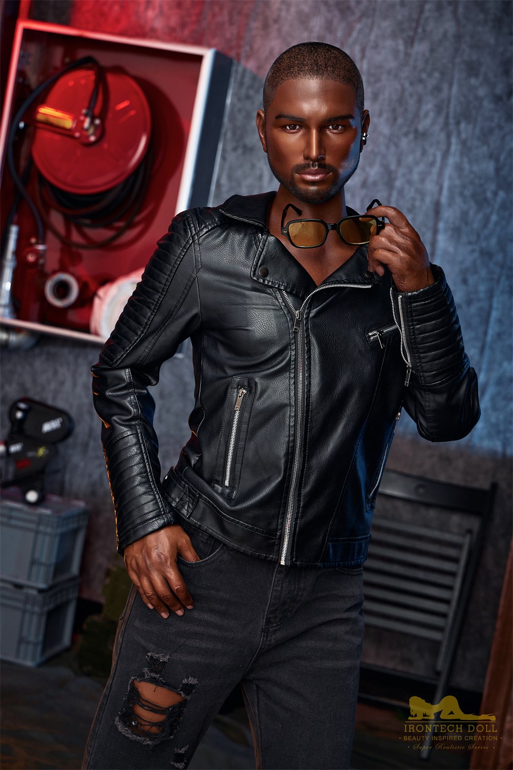 Poupée sexuelle ébène 170cm M1 Kevin