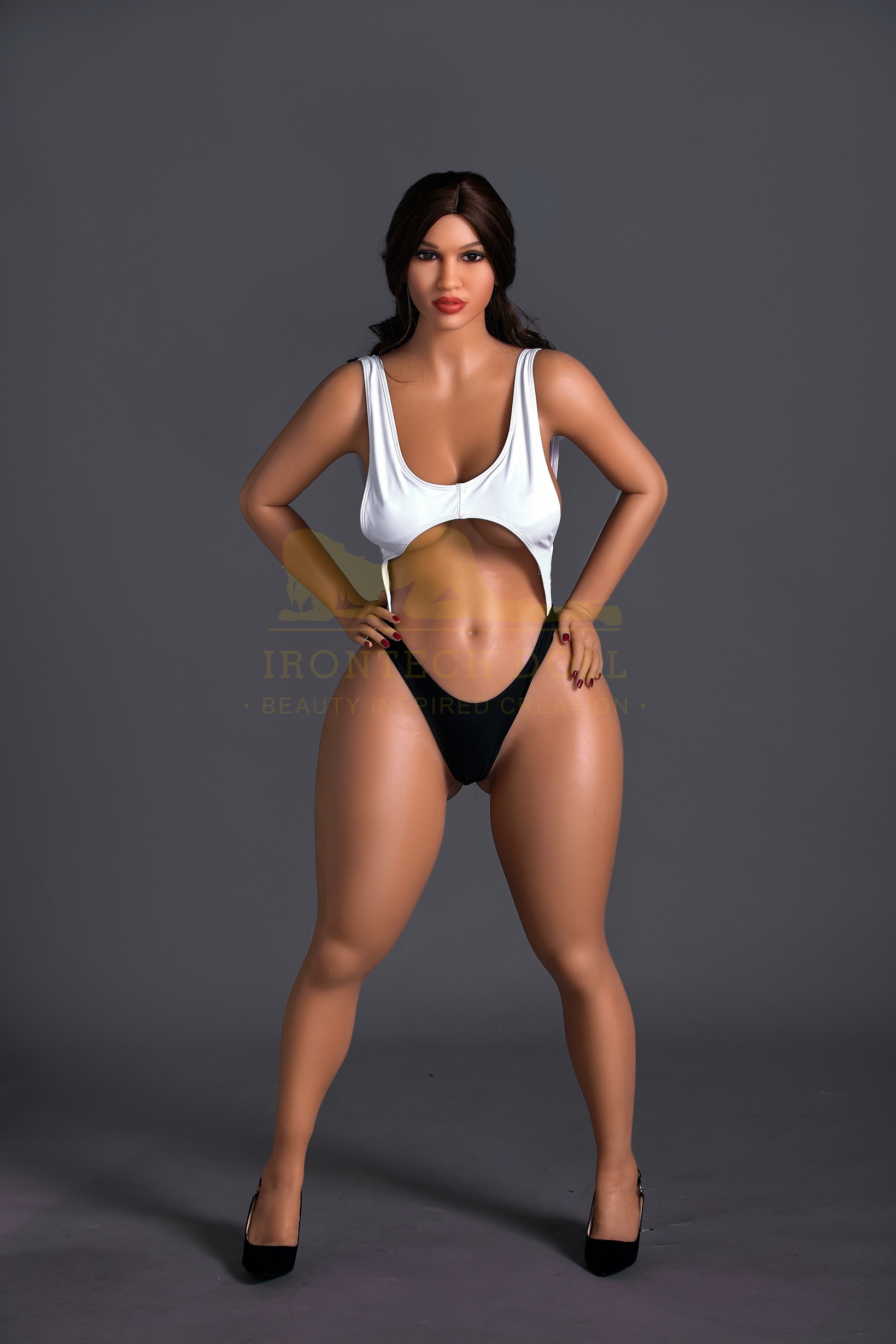 Poupée Sexuelle Potelée TPE 156cm Kama