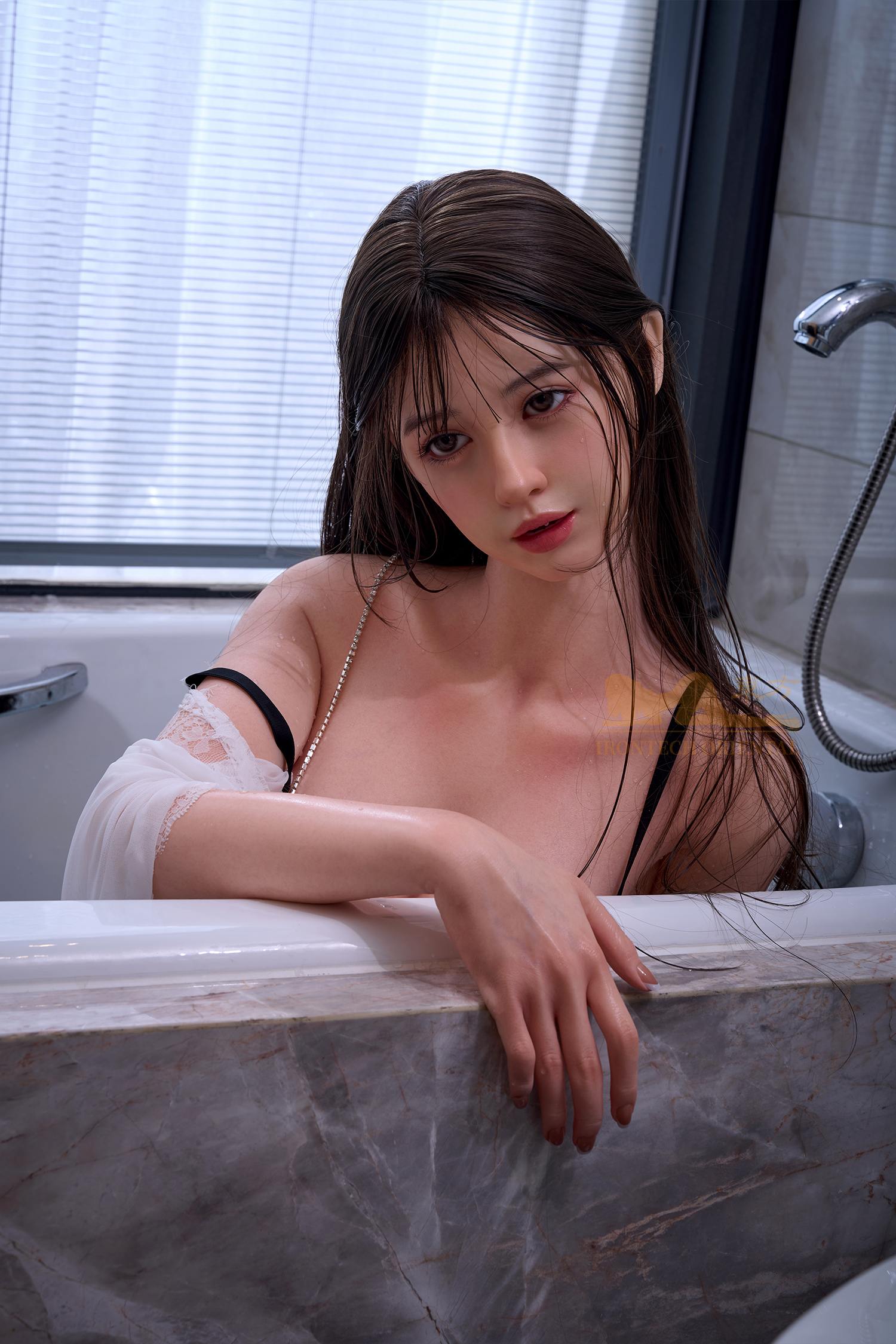 Poupée sexuelle asiatique 158T A4 Misaki (みさき) Silk Glow